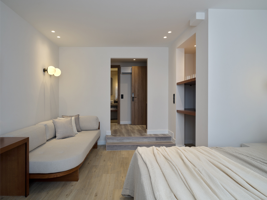 suite04b